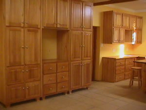 Kitchen in Solid Saligna